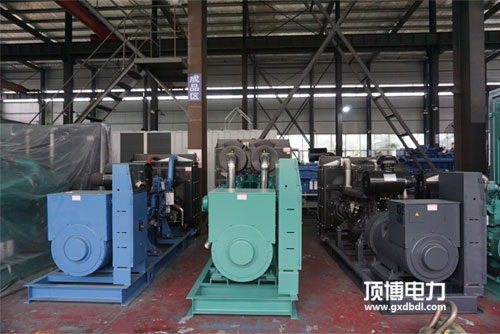 广西顶博发电机组制造气门间隙过大过小都不行,一定要重视